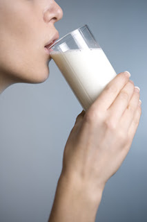 drinking_milk